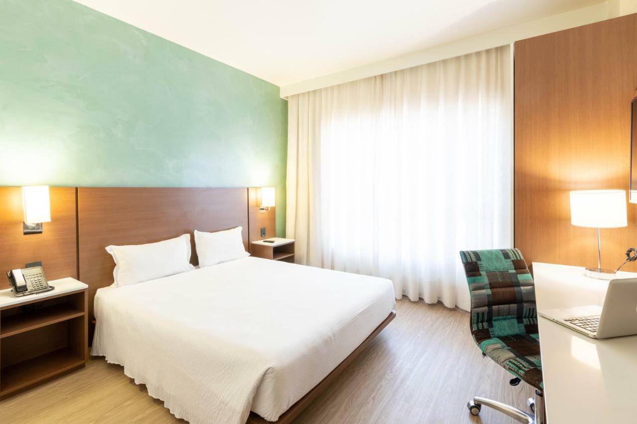 Ibis Styles Curitiba Aeroporto Hotell São José dos Pinhais Eksteriør bilde